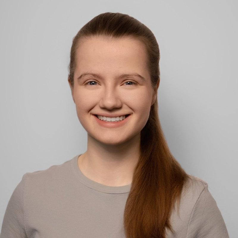  Eva Darnstdt